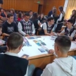 Ученици от град Севлиево решаваха екологични казуси чрез играта „Климатична фреска“