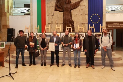 ТВОРБИТЕ НА 18 БЪЛГАРСКИ АВТОРИ…