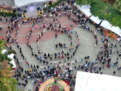ХОРО ПО ТИКВЕНО ВРЕМЕ СЕ…