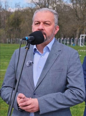 ОБЩИНАТА ЗАПОЧНА ИЗГРАЖДАНЕТО НА ФУТБОЛНО…