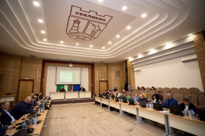 ОБЩИНА СЕВЛИЕВО ГАРАНТИРА ФИНАНСОВАТА СТАБИЛНОСТ…